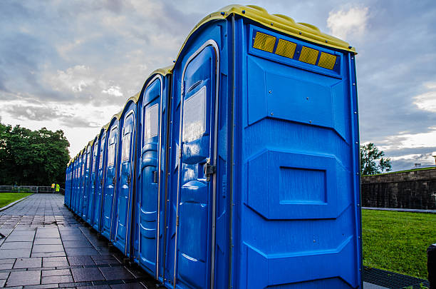 Best Portable toilet rental cost  in Larch Y, WA